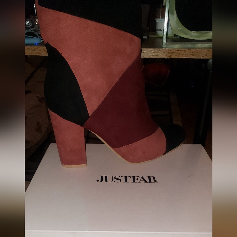 BRAND NEW!!Just Fab Mathilda Bootie
